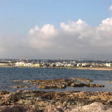 Ikaria Village , 202 公寓 Paphos