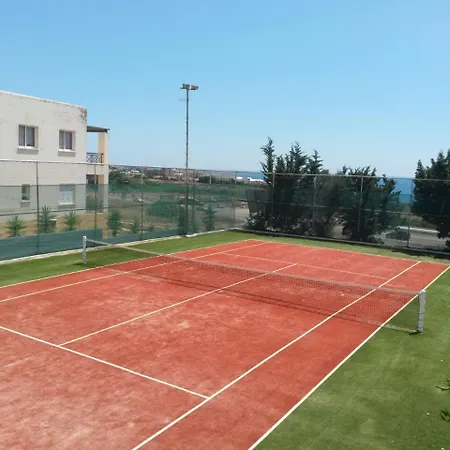 Апартаменты Ikaria Village , 202 Пафос