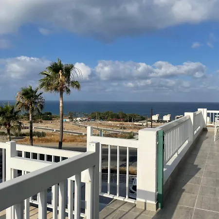 Ikaria Village , 202 * פאפוס