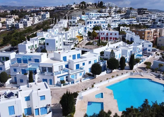 Ikaria Village , 202 פאפוס